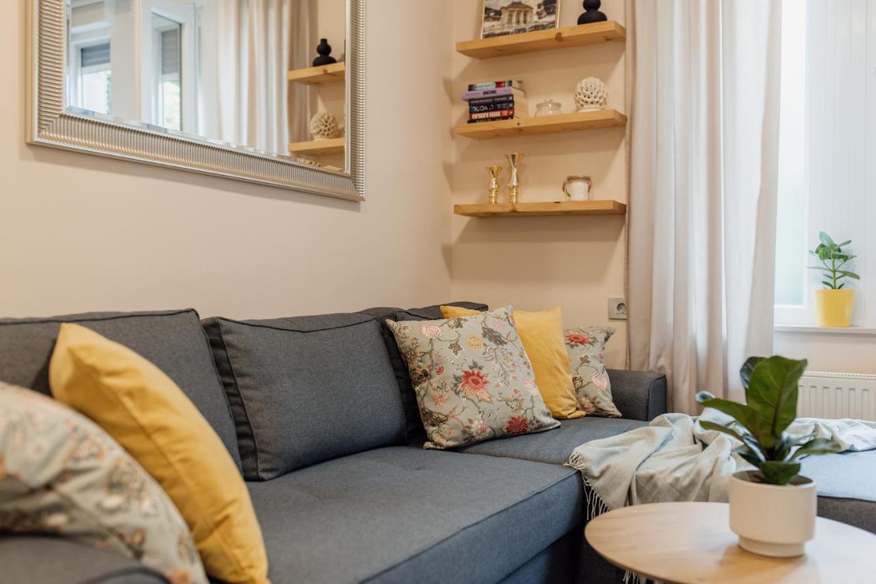 Mm Apartment Zagreb Exteriör bild